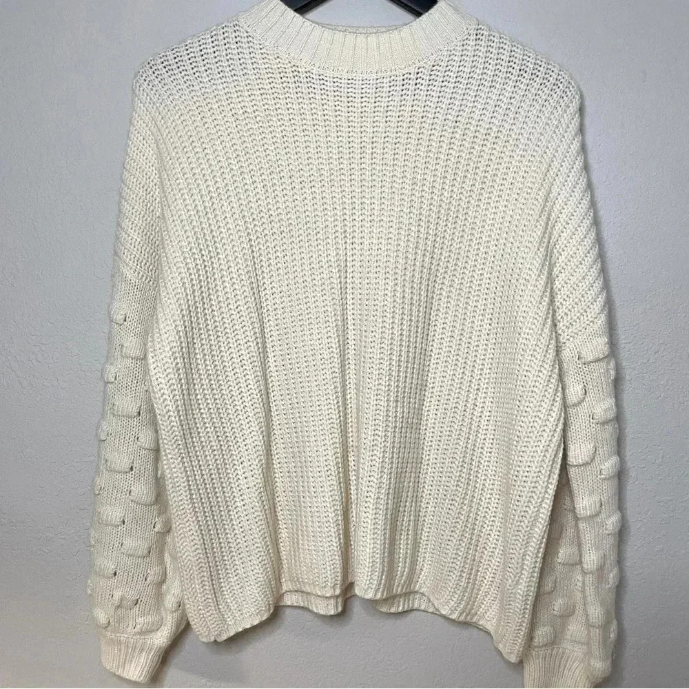 White Knit Sweater - Picture 2 of 9